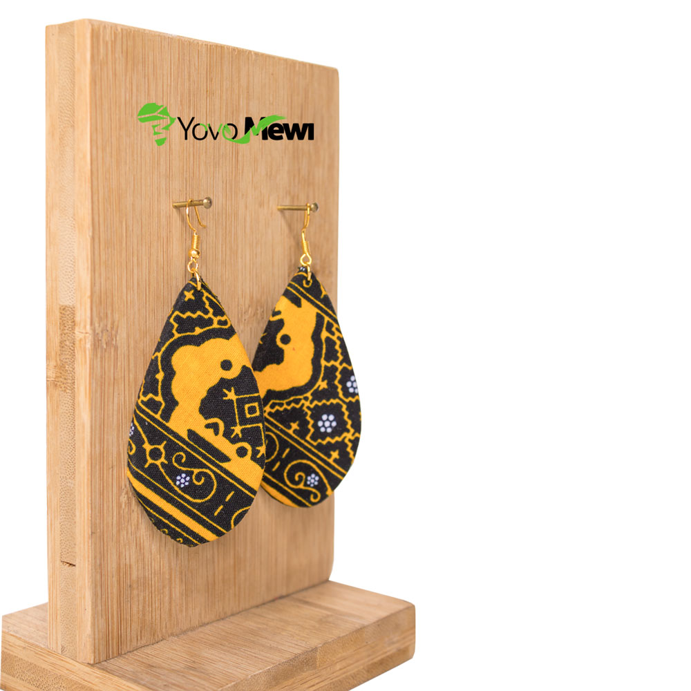 Boucles d'oreilles en wax noir et jaune, forme goutte, hauteur variable, bijoux wax   n.42