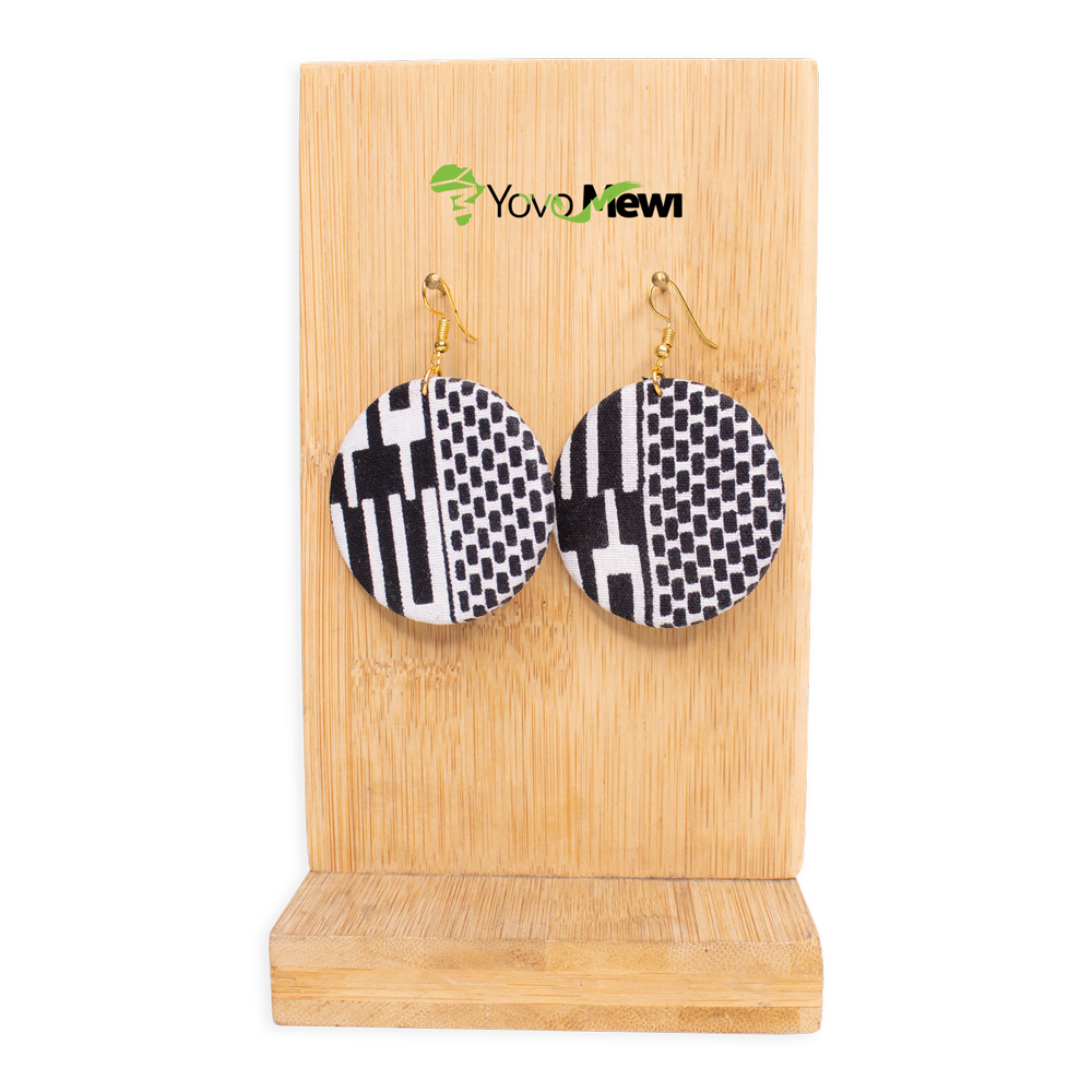 Boucles d'oreilles en tissu wax Kenté forme ronde, blanc noir, bijoux en tissu wax africain, n.6