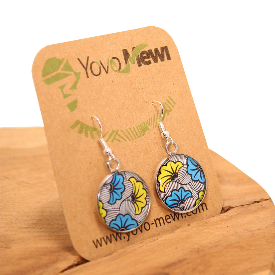 Boucles d'oreilles en tissu Fleurs de mariage bleu jaune, bijoux boucles pendantes cabochon résine, n.9