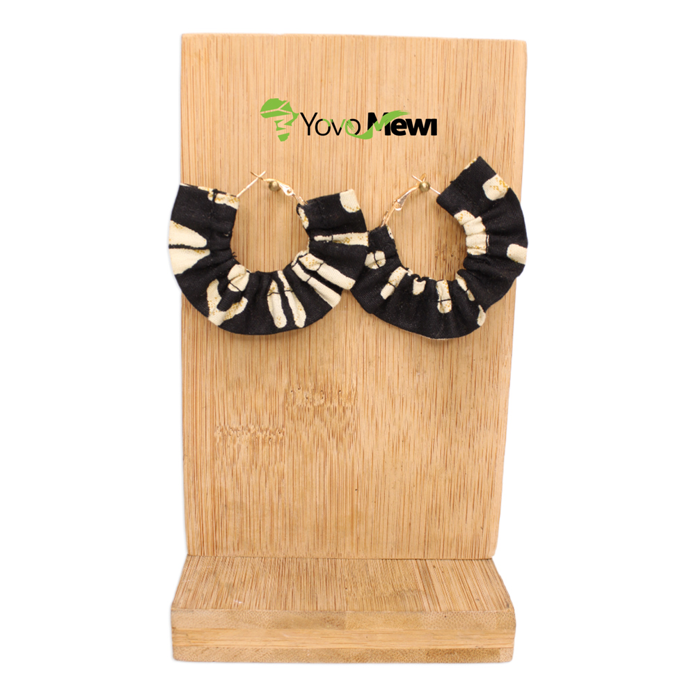 Boucles d’oreilles créoles, Tissu Wax motif bogolan  noir et beige, bijoux wax