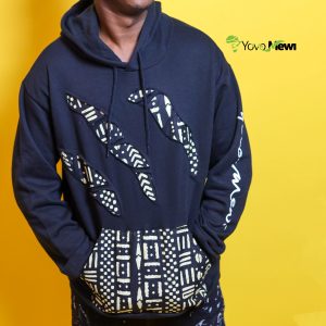 Sweat-shirts  Bogolan, Bonnet coton et bogolan  couleur noir et blanc, sweat noir, tissu wax bogolan